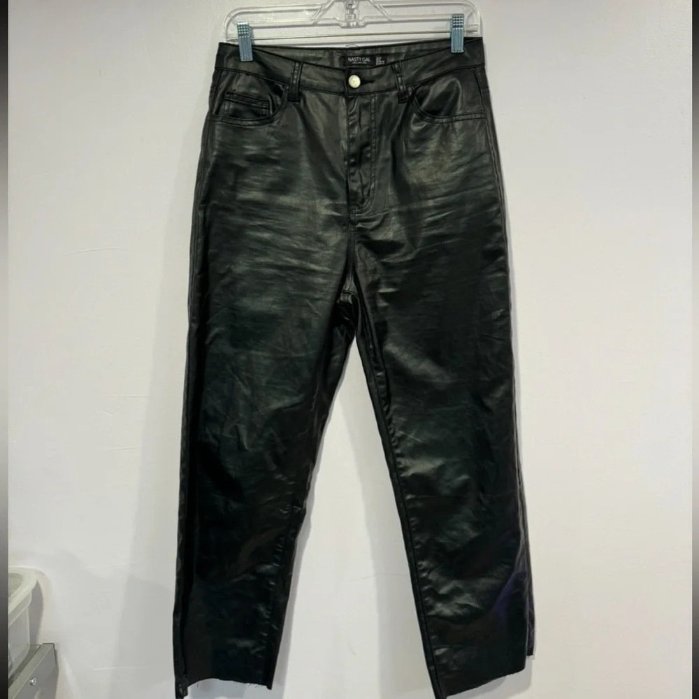 Black leather Nasty Gal straight pants‎